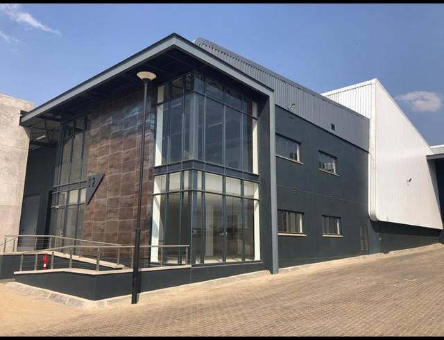 INDUSTRIAL PROPERTY TO RENT IN LOUWLARDIA